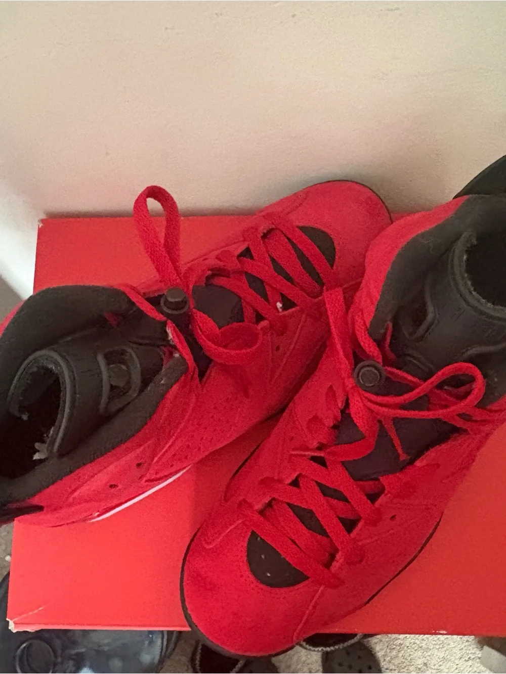 Jordan 6 “Raging Bull” sz men’s 8